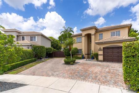 20922 SW 88th Pl, Cutler Bay, Florida 33189, USA