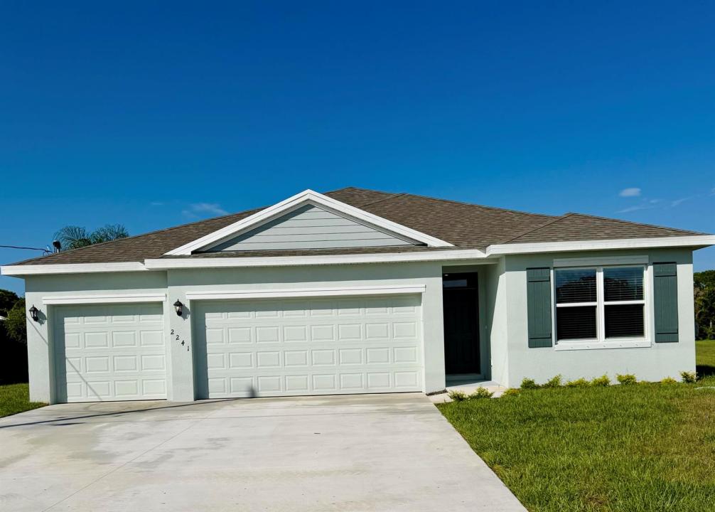 2241 SE BOWIE Street, Port St. Lucie, Florida 34952, Amerika Birleşik Devletleri
