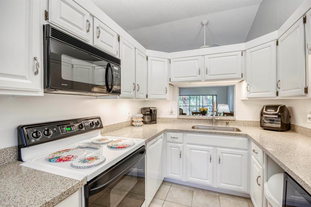1132 Keystone Drive A, Jupiter, Floryda 33458, USA