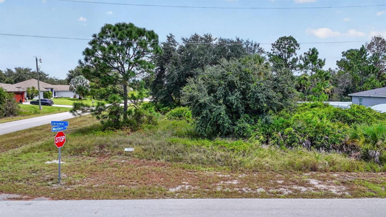 720 Jerome Street, Lehigh Acres, Floride 33972, États-Unis