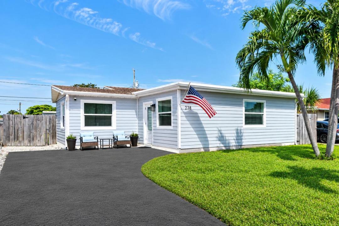238 SW 10TH Avenue, Delray Beach, Florida 33444, USA