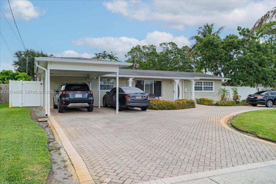 5561 SW 13th St, Plantation, Floride 33317, États-Unis