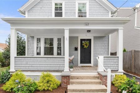 162 Juniper Street, East Providence, Rhode Island 02914, USA