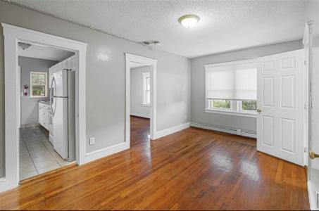 126 Sumner Avenue 12, Central Falls, Rhode Island 02863, Estados Unidos