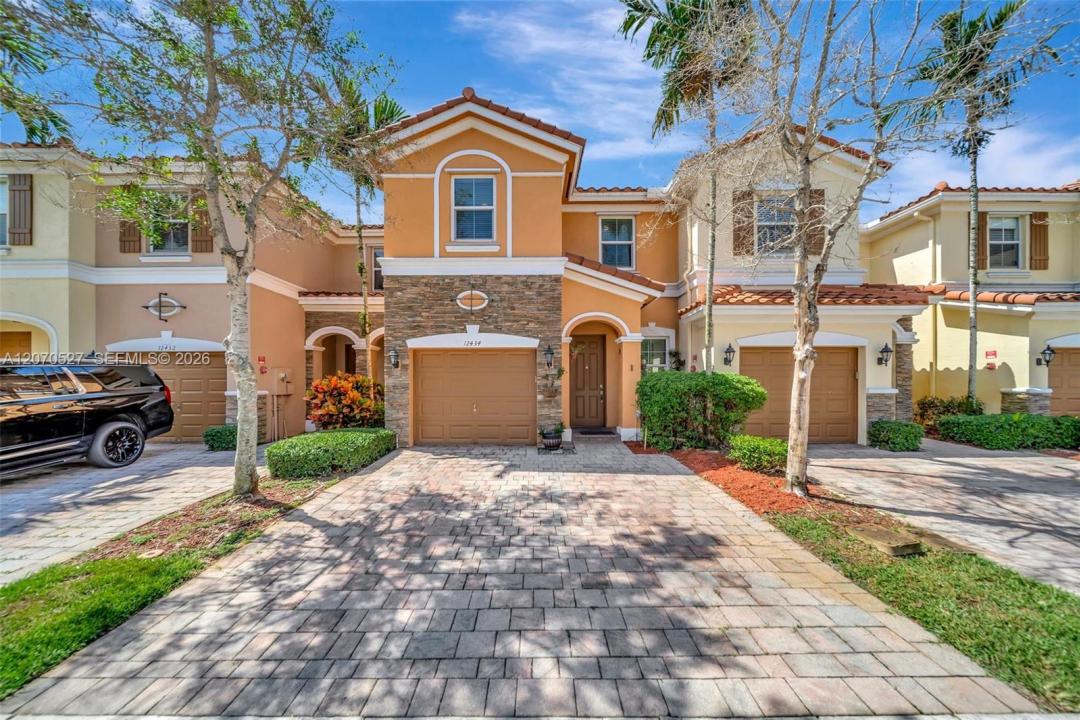 12434 NW Emerald Creek Mnr, Plantation, Florida 33325, Stati Uniti