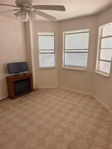 921 Redwood St, Daytona, Floride 32117, États-Unis