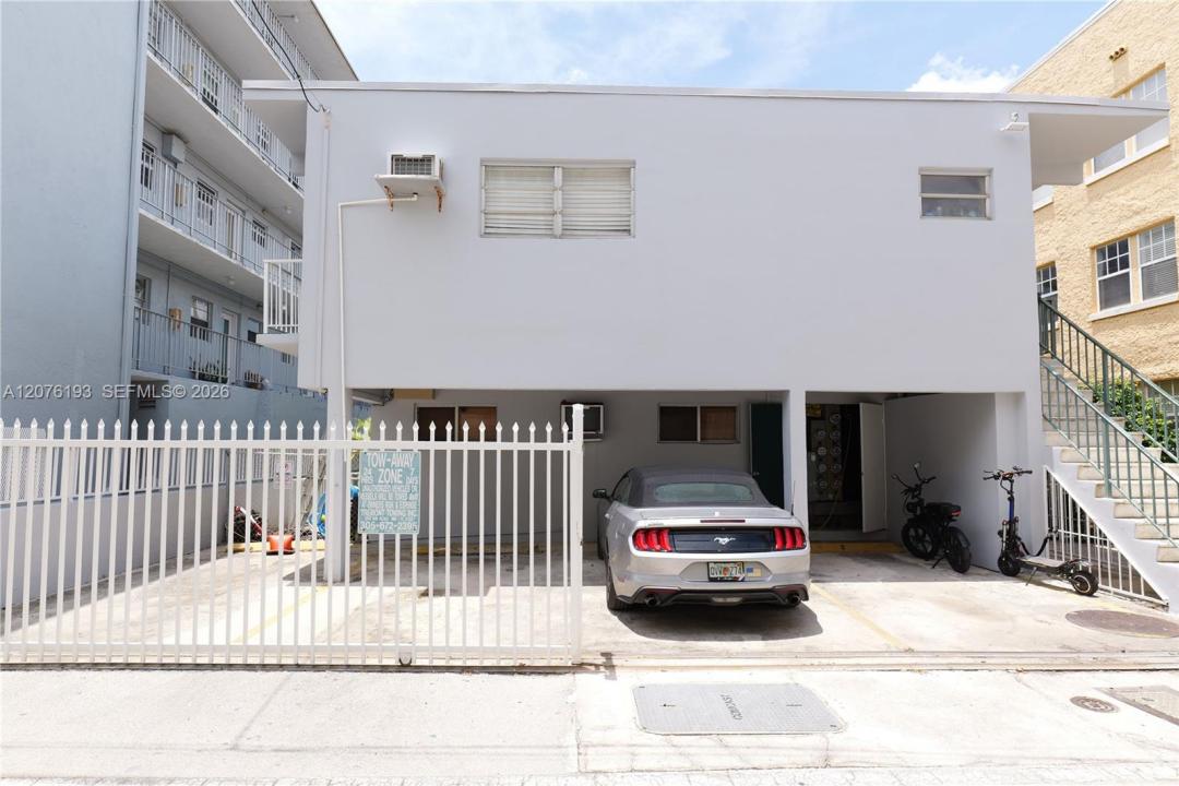 1245 Pennsylvania Ave 8, Miami Beach, Floride 33139, États-Unis