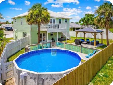 1261 Bonefish Ct, Fort Pierce, Florida 34949, USA