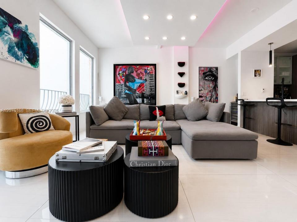 3700 Island Blvd C402, Aventura, Florida 33160, Stati Uniti