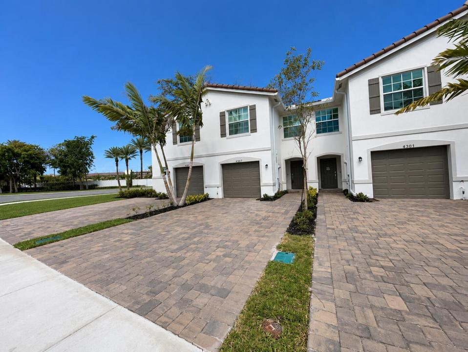 6907 Broadwater Lane, Lake Worth, Floride 33467, États-Unis