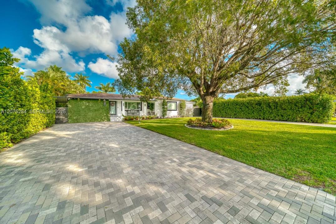 13801 NE 1st Ave, Miami, Florida 33161, Stati Uniti