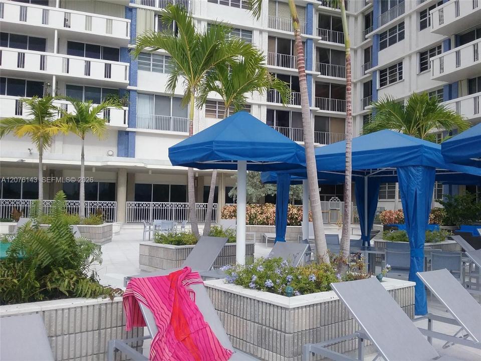 800 West Ave 803, Miami Beach, Floride 33139, États-Unis