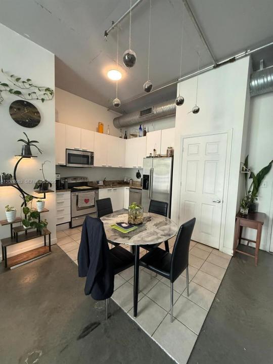 2100 Van Buren St 216, Hollywood, Floride 33020, États-Unis