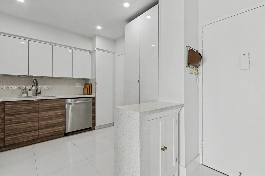 500 Bayview Dr 1924, Sunny Isles Beach, Floride 33160, États-Unis
