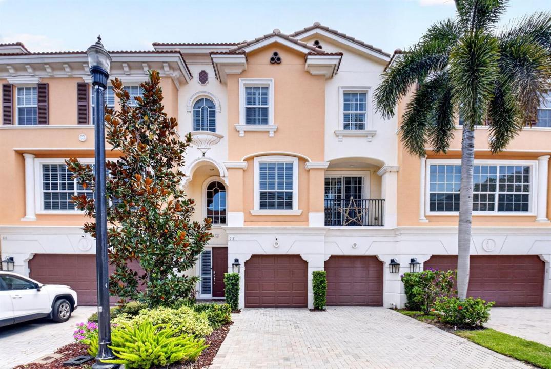 612 NE FRANCESCA Lane, Boca Raton, Florida 33487, USA
