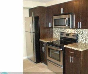 2705 NW 73RD Avenue, Sunrise, Floride 33313, États-Unis