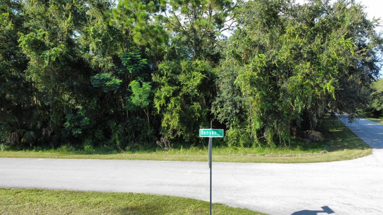 7102 BANYAN Street, Fort Pierce, Florida 34951, Stati Uniti
