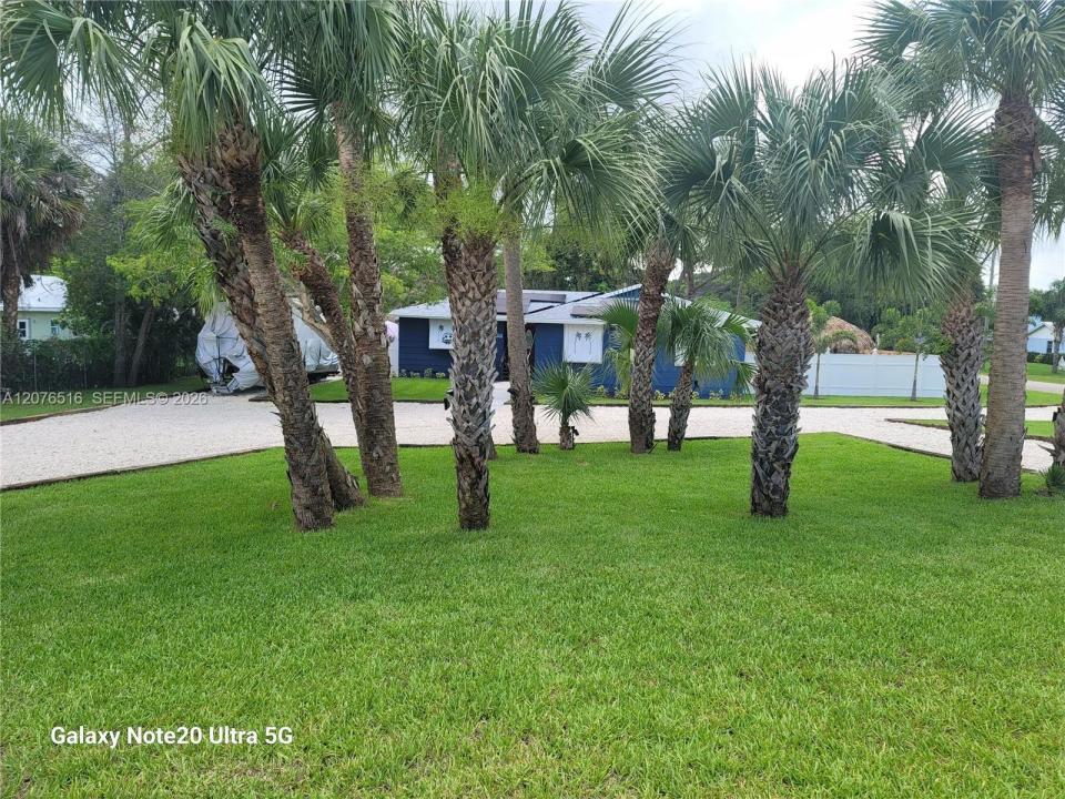 2011 Edwin Ave 1, Fort Pierce, Florida 34946, USA