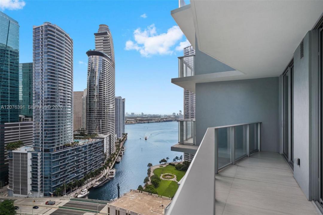 77 SE 5th St 2805, Miami, Floride 33131, États-Unis