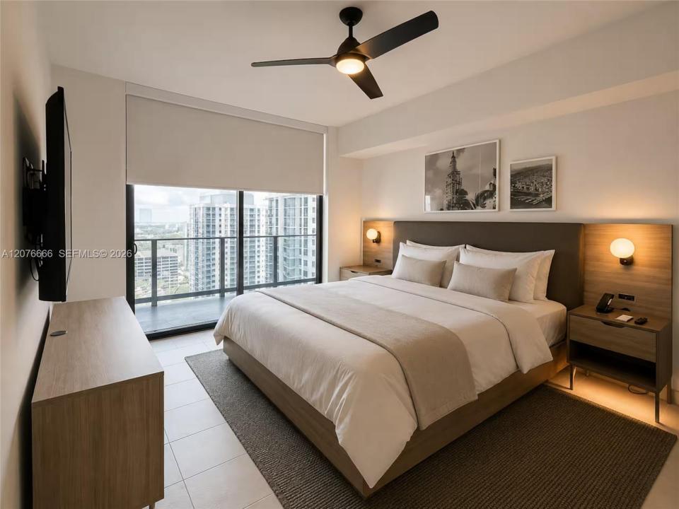 159 NE 6th St 3504, Miami, Florida 33132, Stati Uniti