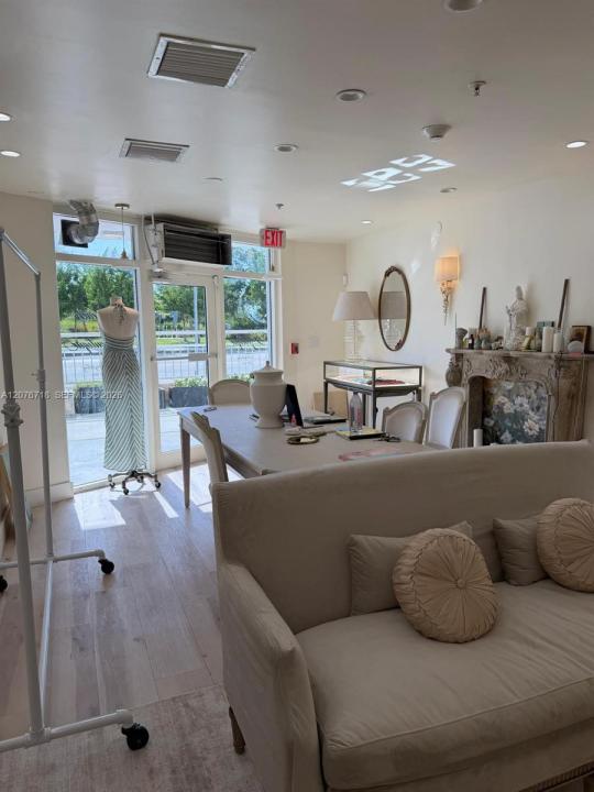 1701 Sunset Harbour Dr C102, Miami Beach, Florida 33139, Stati Uniti