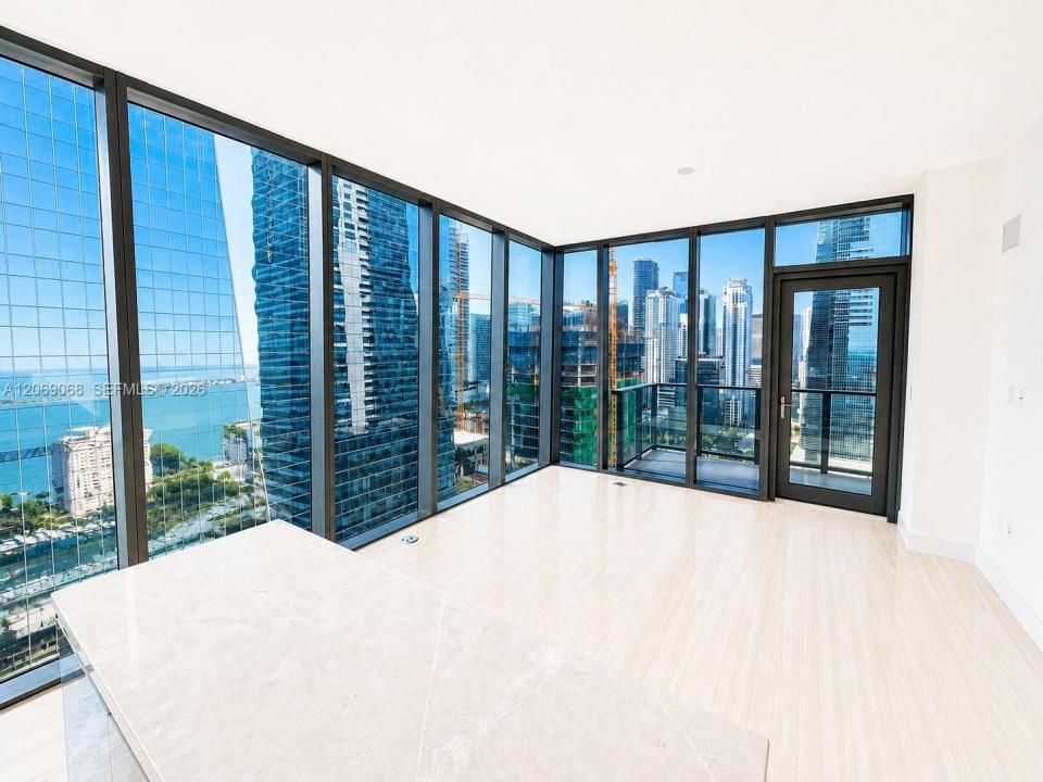 1451 Brickell Avenue 2706, Miami, Floride 33131, États-Unis