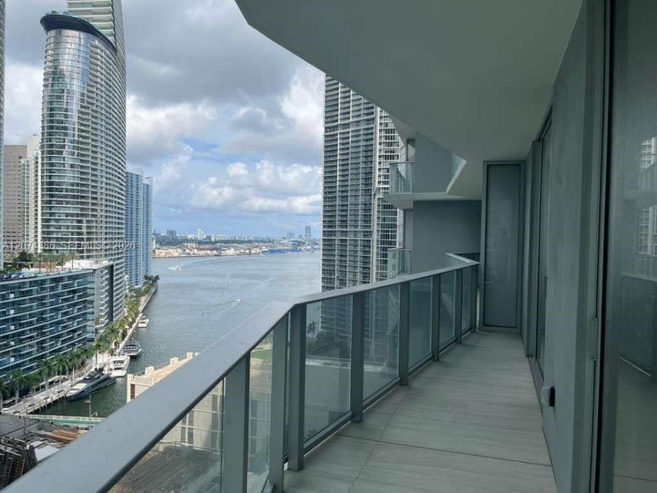 77 SE 5th St 2206, Miami, Flórida 33131, Estados Unidos