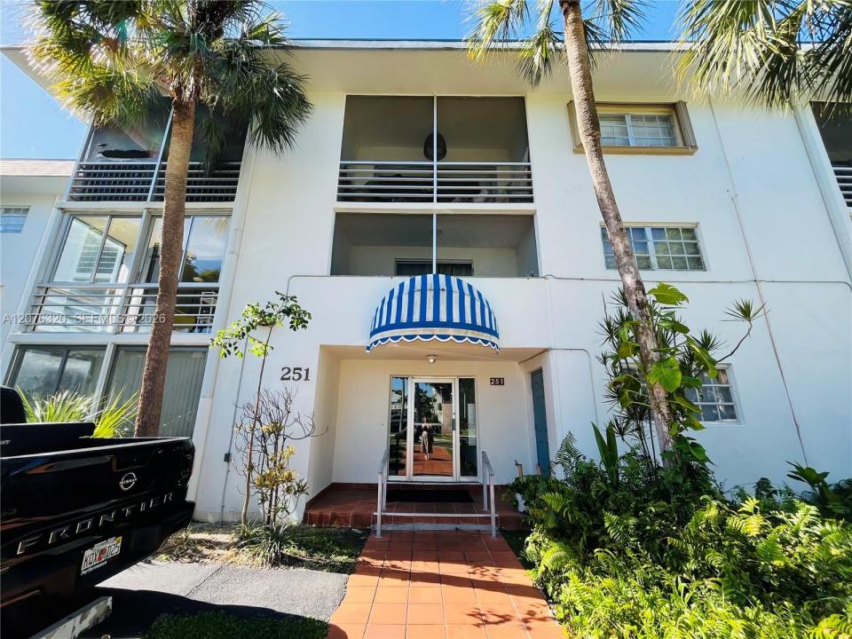 251 Galen Dr 101E, Key Biscayne, Florida 33149, Stati Uniti
