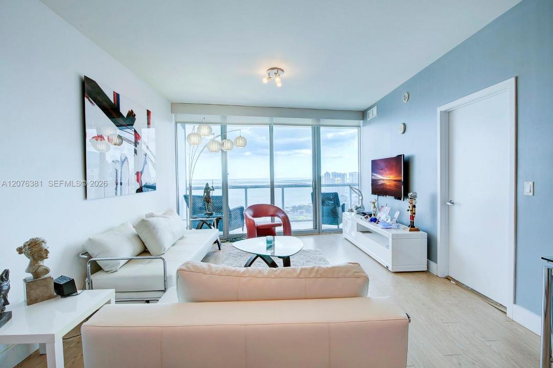 888 Biscayne Blvd 4007, Miami, Florida 33132, Amerika Birleşik Devletleri