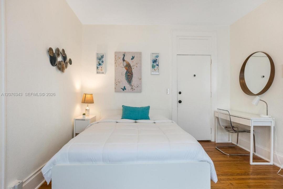 124 Mendoza Ave 4, Coral Gables, Floride 33134, États-Unis
