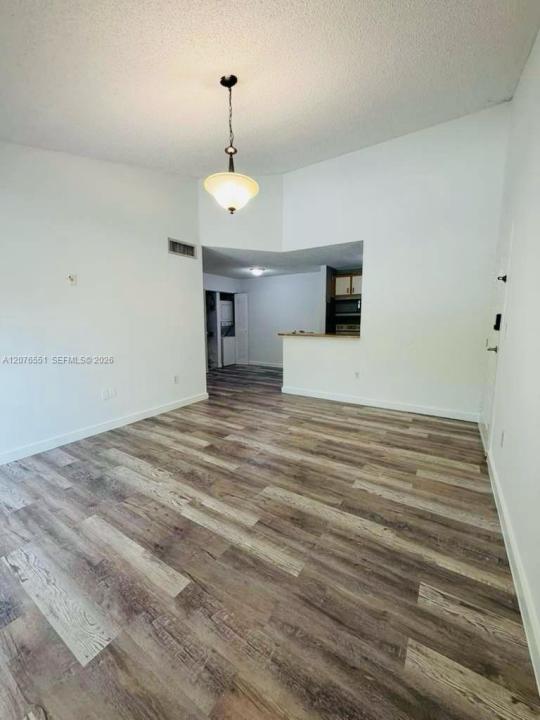 15530 SW 80th St C-306, Miami, Florida 33193, Stati Uniti