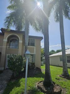 1072 NW 139th Ter, Pembroke Pines, Florida 33028, Stati Uniti