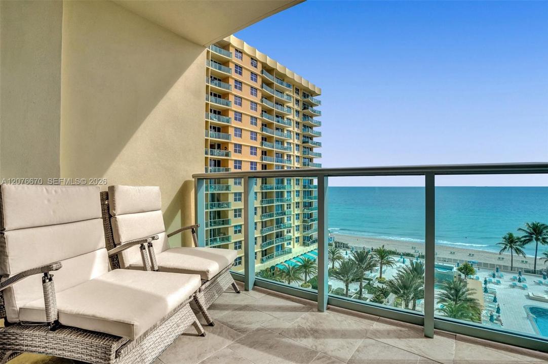 2501 S Ocean Dr 823 (Available now), Hollywood, Floride 33019, États-Unis