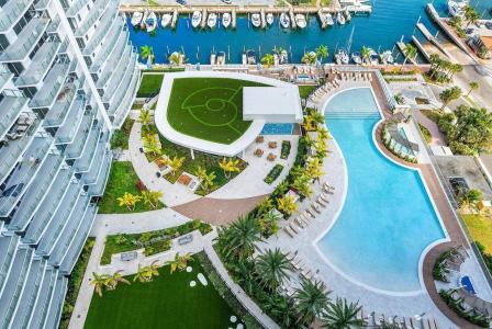 220 LAKE SHORE Drive 702, Lake Park, Floride 33403, États-Unis