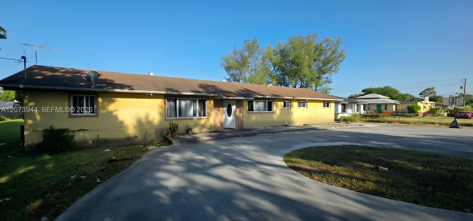 8150 NW 13th Ct, Miami, Florida 33147, USA