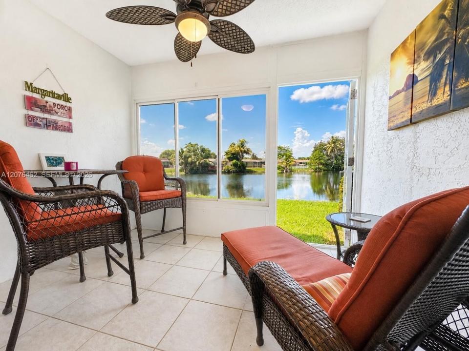 10346 NW 24th Pl 107, Sunrise, Floride 33322, États-Unis