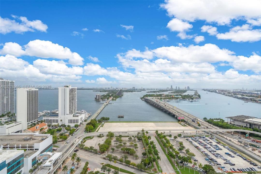 1400 Biscayne Blvd 2305, Miami, Florida 33132, Stati Uniti