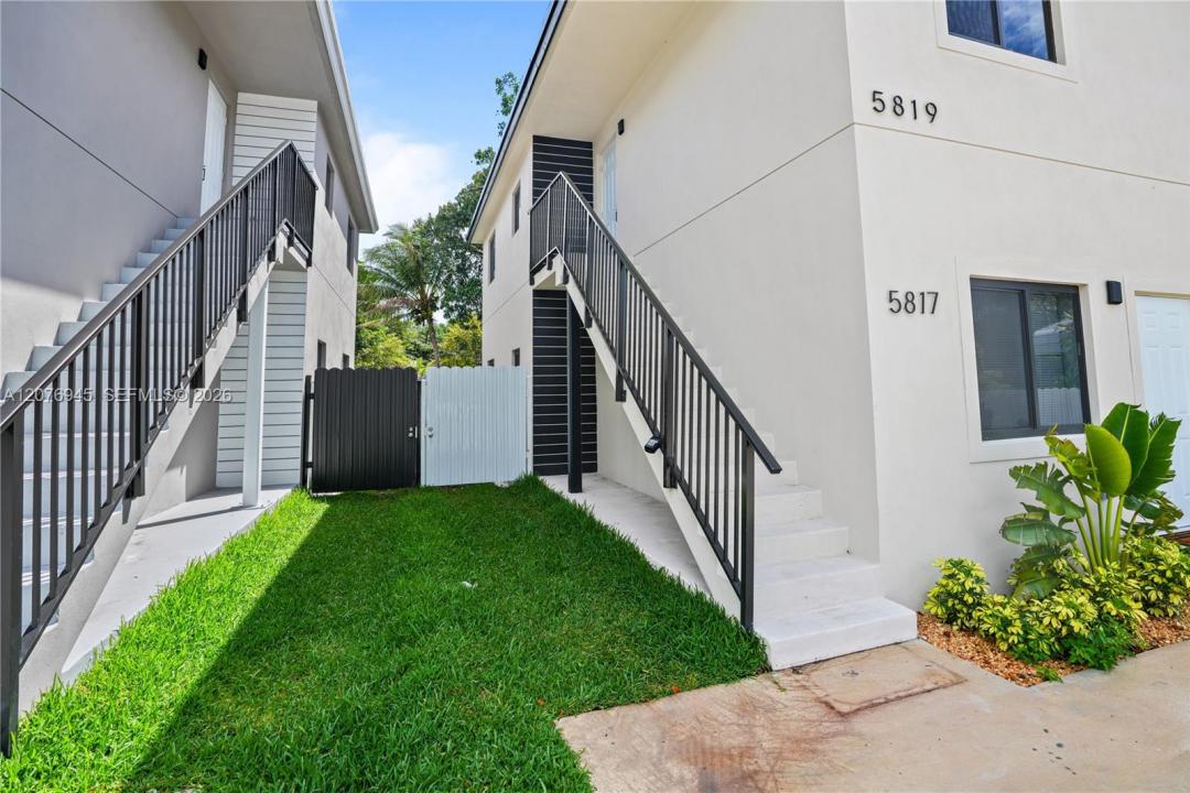 5819 NW 30th Ave 5819, Miami, Florida 33142, Stati Uniti