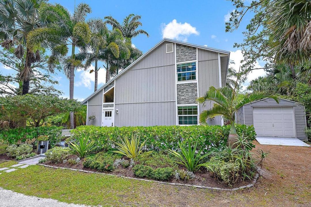 15629 95TH N Avenue, Florida 33478, USA
