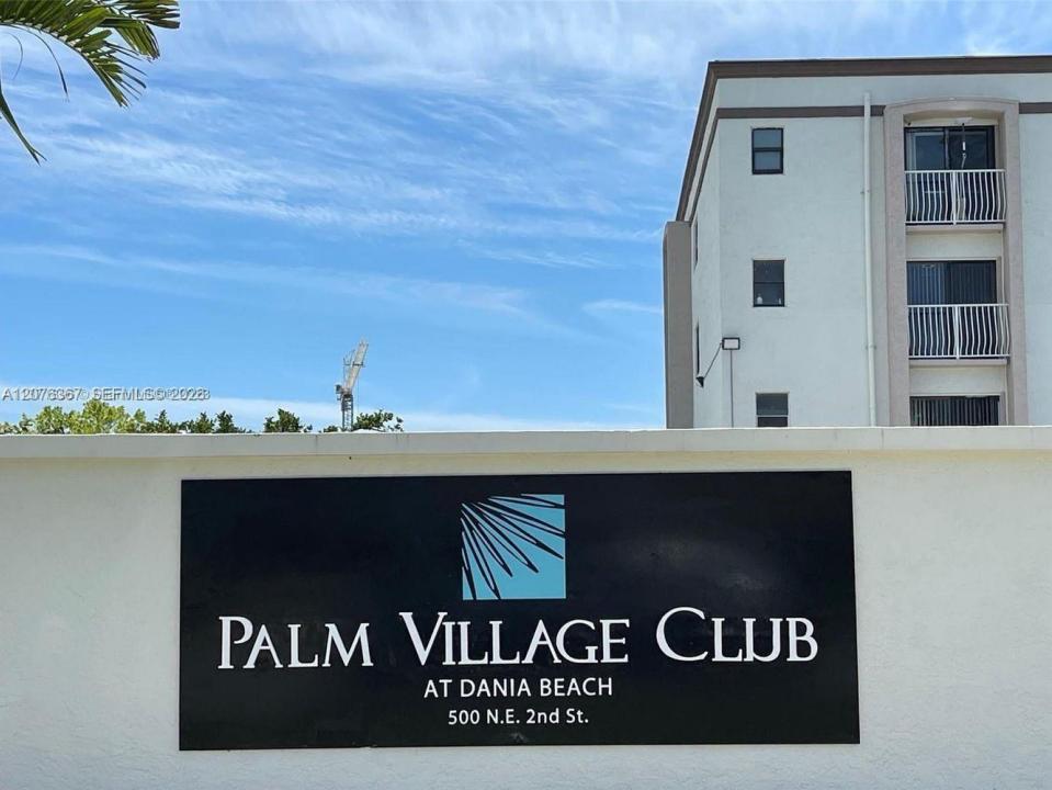 500 NE 2nd St 417, Dania Beach, Floride 33004, États-Unis