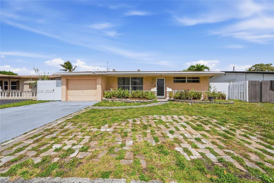8641 NW 25th Ct, Sunrise, Florida 33322, Stati Uniti
