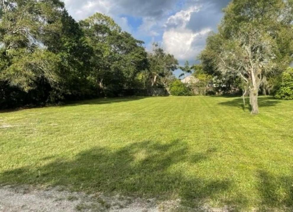 147th Ave N, Florida 33470, USA