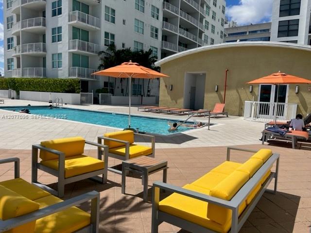 3180 SW 22nd Ter 908, Miami, Floride 33145, États-Unis