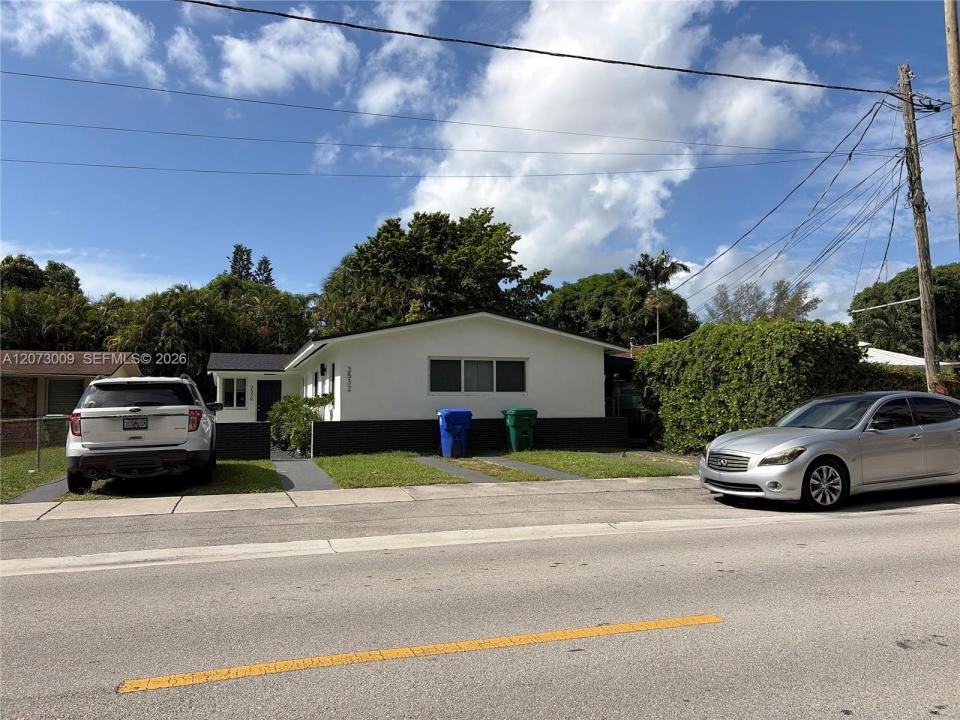3530 SW 22nd Ter, Miami, Floryda 33145, USA
