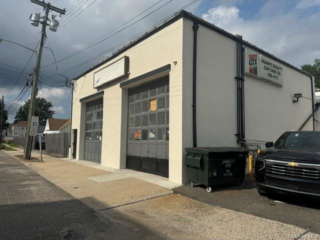 387 Jericho Turnpike, Hempstead, Nova Iorque 11001, Estados Unidos