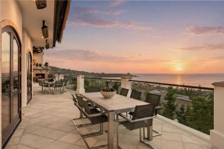 Ruette Nicole, La Jolla, California 92037