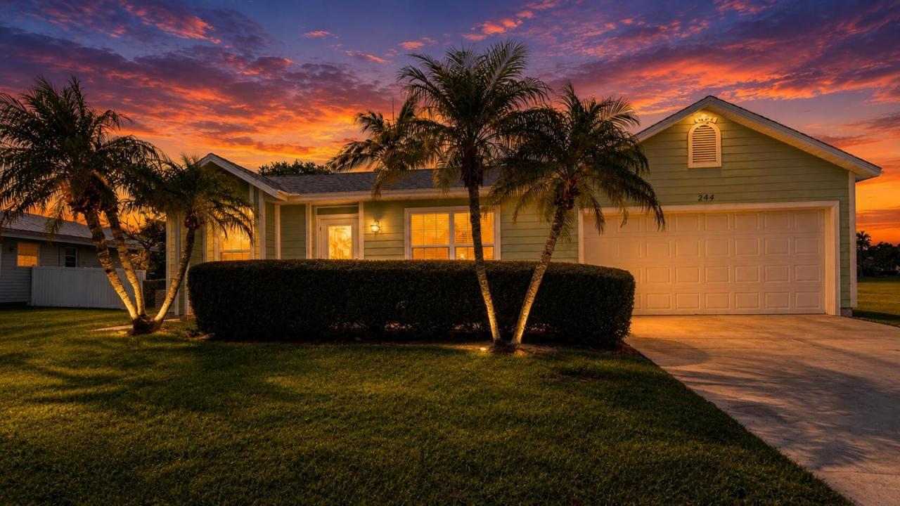 244 SW RIDGECREST Drive, Port St. Lucie, Floride 34953, États-Unis
