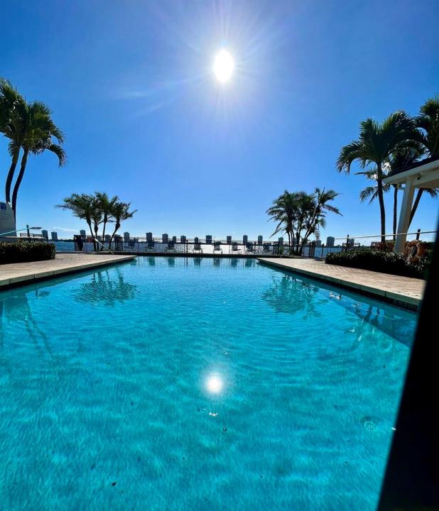 1105 Lake Shore Drive 104, Lake Park, Floride 33403, États-Unis