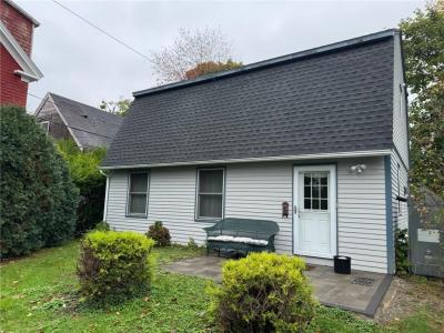 31 Powel Avenue RC, Newport, Rhode Island 02840, USA