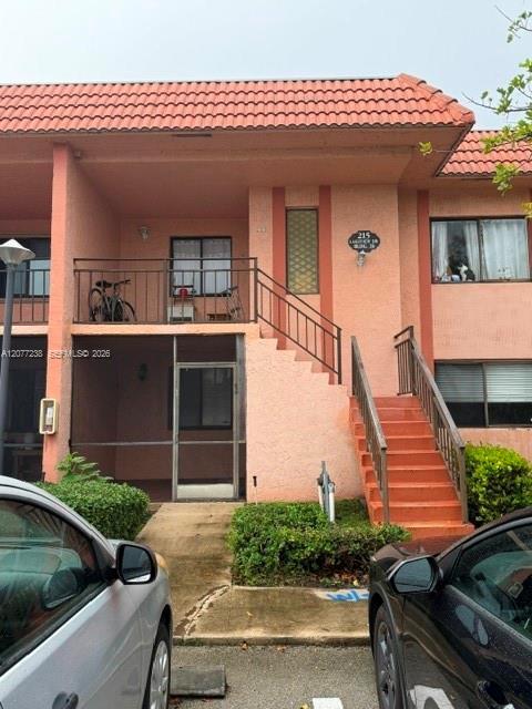 215 Lakeview Dr 203, Weston, Flórida 33326, Estados Unidos